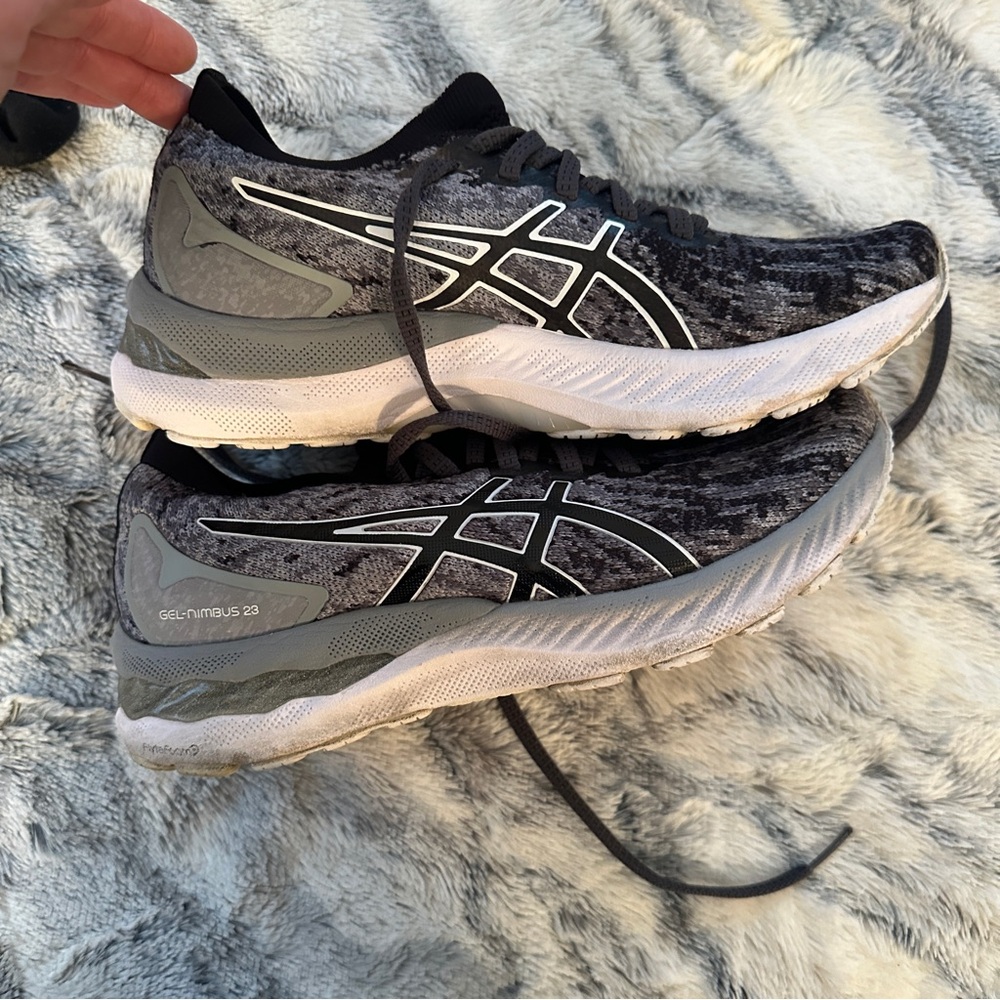 Asics Gel-Nimbus 23 Black and Gray Athletic Shoes